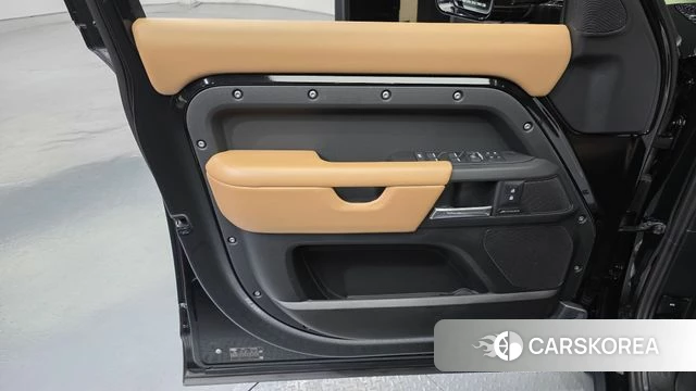 Land Rover Defender (L663) id 4734777 из Кореи 16