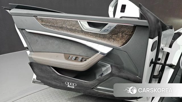 Audi A7 (4K) id 4562372 из Кореи 16
