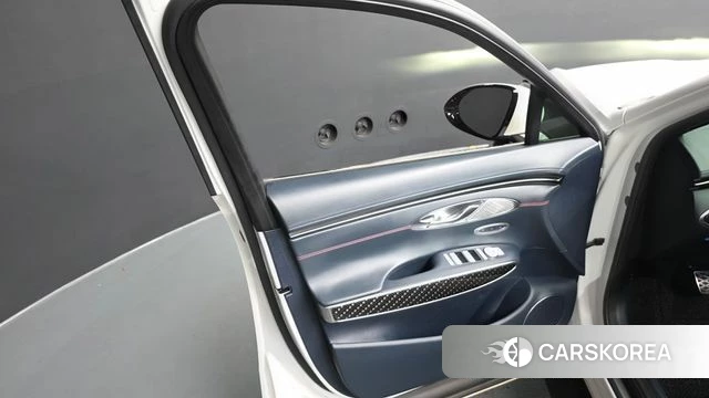 Genesis GV70 id 4636936 из Кореи 16
