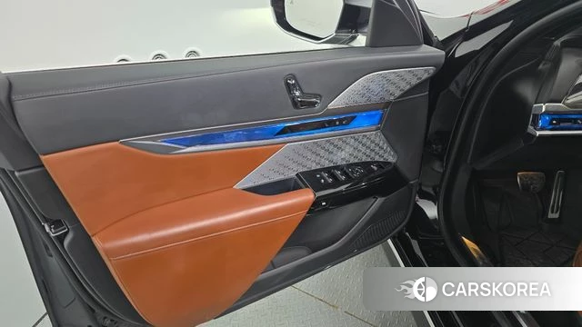 BMW i7 (G70) id 4421511 из Кореи 16