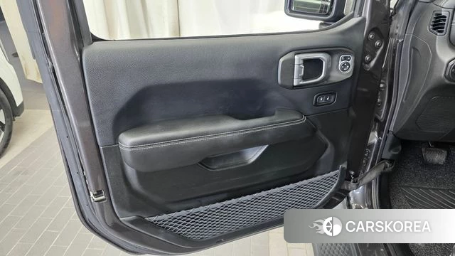 Jeep Wrangler (JL) id 4703327 из Кореи 16