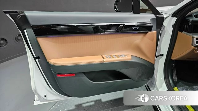 Hyundai Grandeur (GN7) id 4499355 из Кореи 16
