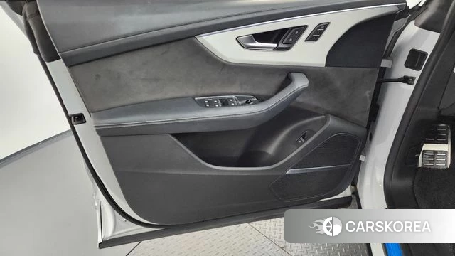 Audi Q8 (4M) id 4377097 из Кореи 16