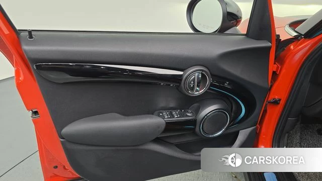 Mini Cooper S id 4595985 из Кореи 16