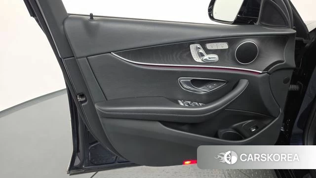 Mercedes-Benz E-Class W213 id 4541728 из Кореи 16