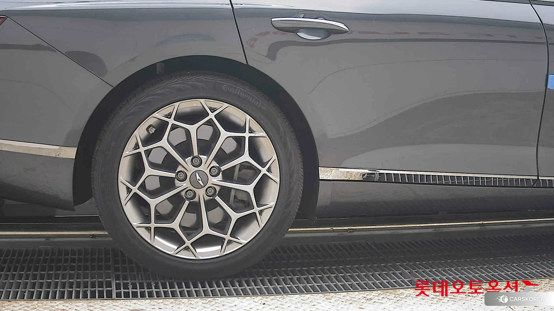 Hyundai G80 id 4902557 из Кореи 16