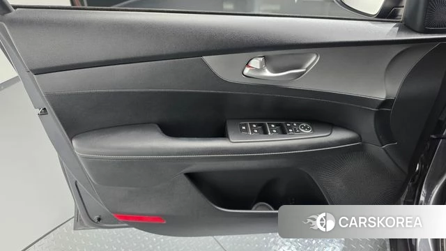 Kia Come New K3 id 4562876 из Кореи 16