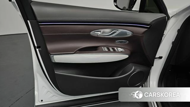 Genesis GV70 id 4302161 из Кореи 16
