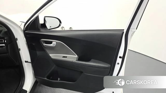 Kia The New Niro id 4330637 из Кореи 16