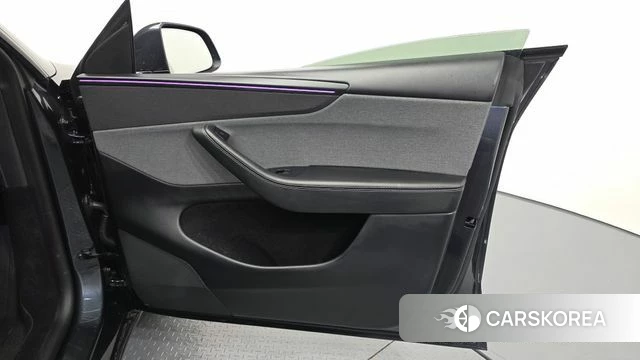 Tesla Model Y id 4748986 из Кореи 16