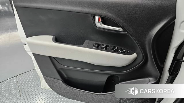 Kia The New Kia Ray EV id 4934985 из Кореи 16