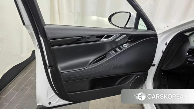 Genesis G80 (RG3) id 4476620 из Кореи 16