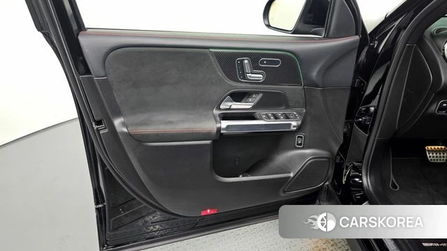 Mercedes-Benz GLB-Class X247 id 4754759 из Кореи 16