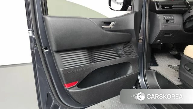 Hyundai Staria id 4280358 из Кореи 16