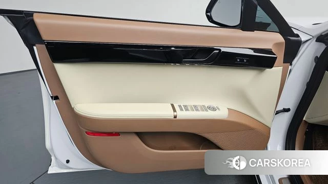 Hyundai Grandeur Hybrid (GN7) id 4640229 из Кореи 16