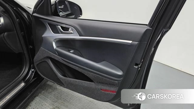 Genesis G70 id 4305164 из Кореи 16