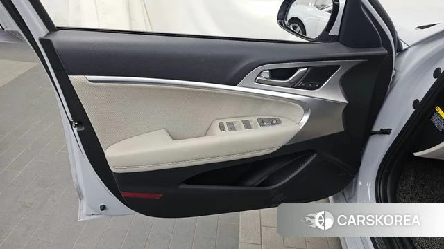 Genesis G70 id 4435352 из Кореи 16