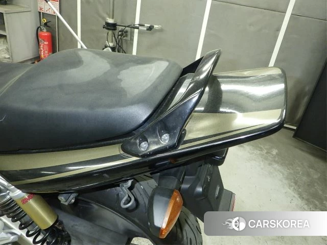 Honda CB400SF id 3949724 из Японии 16