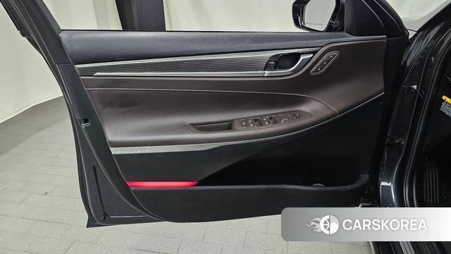 Hyundai Grandeur IG Hybrid id 4895683 из Кореи 16