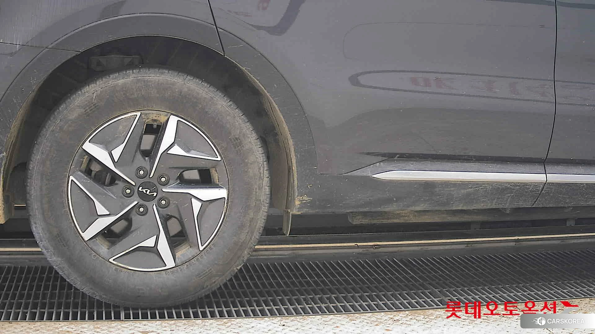 Kia Sorento Hybrid id 4902447 из Кореи 16