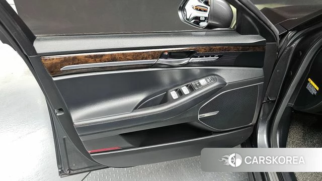 Genesis G90 id 4339372 из Кореи 16