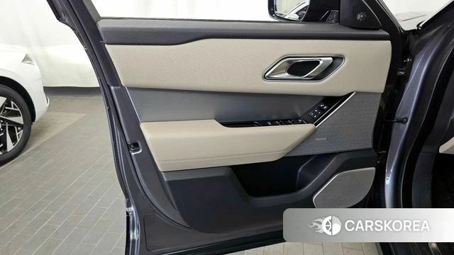 Land Rover Range Rover Velar id 4197270 из Кореи 16