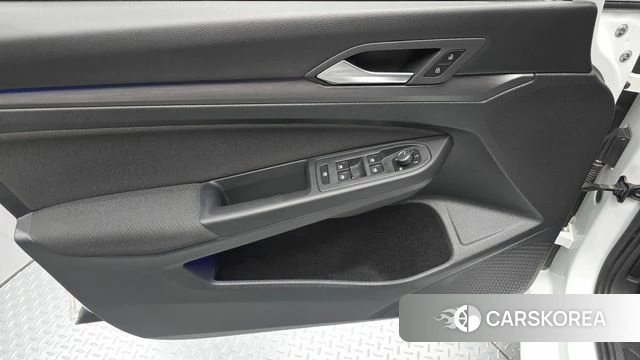 Volkswagen Golf 8th Generation id 4619100 из Кореи 16