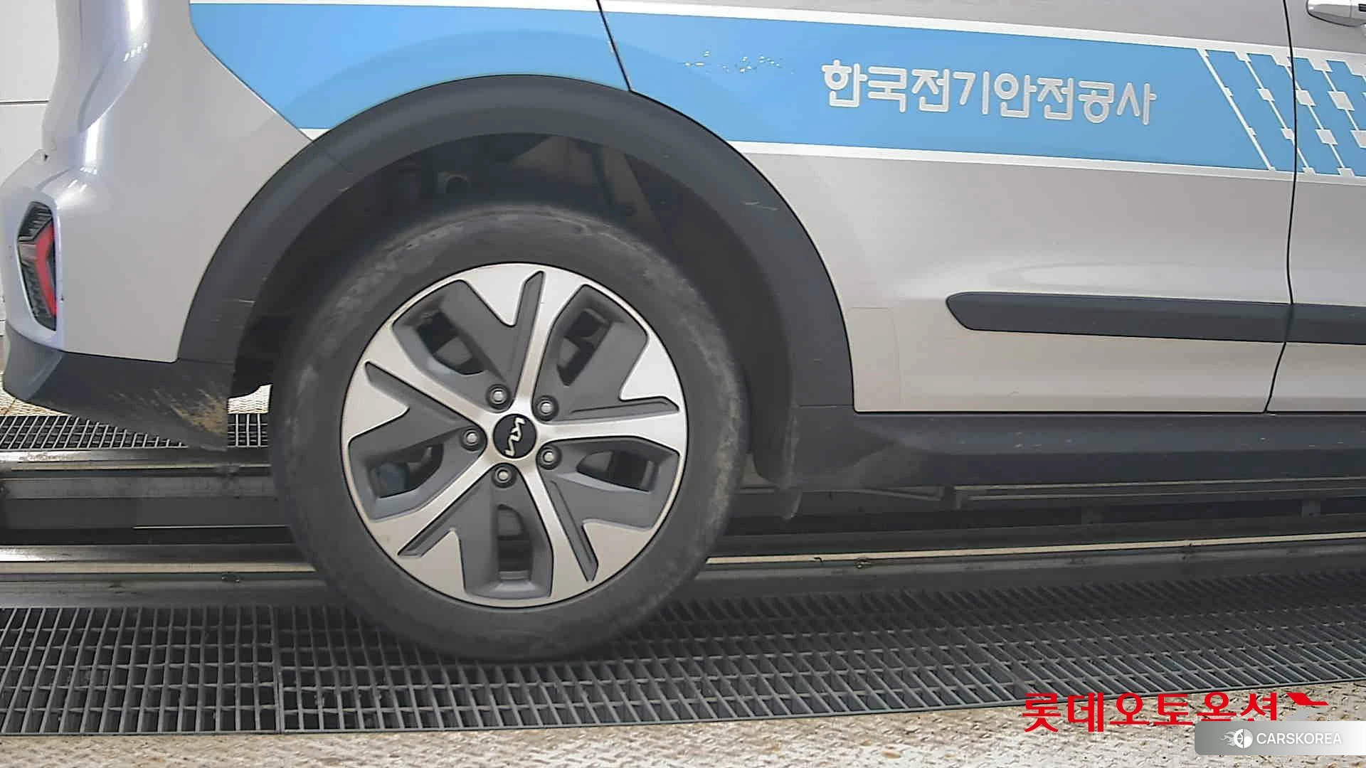 Kia Niro Plus id 4679366 из Кореи 16