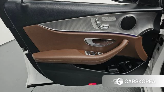 Mercedes-Benz E-Class W213 id 4907258 из Кореи 15