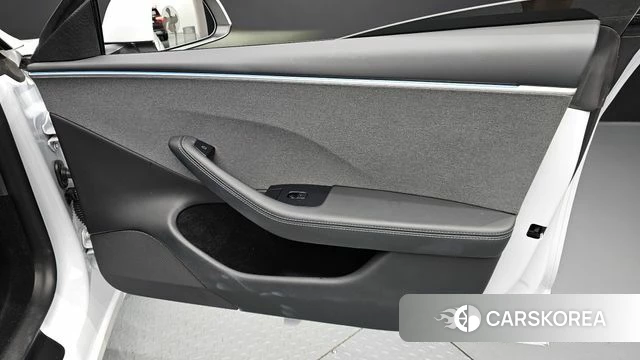 Tesla Model 3 id 4480323 из Кореи 16