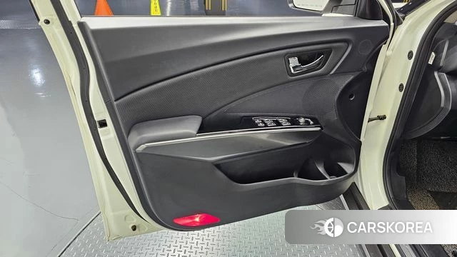 Ssangyong Berry New Tivoli id 4435093 из Кореи 16