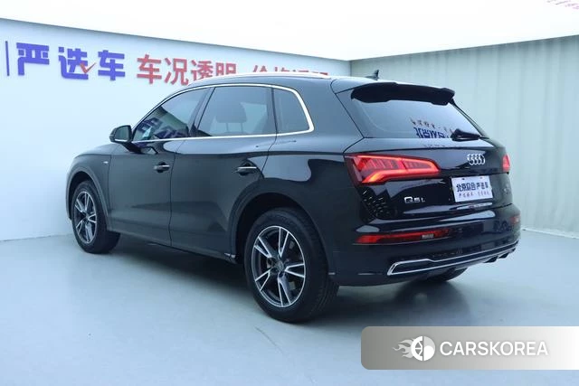 Audi Q5L id 4208339 из Китая 16