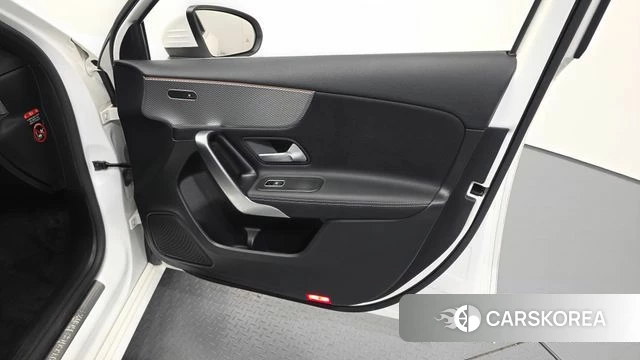 Mercedes-Benz A-Class W177 id 4864555 из Кореи 16