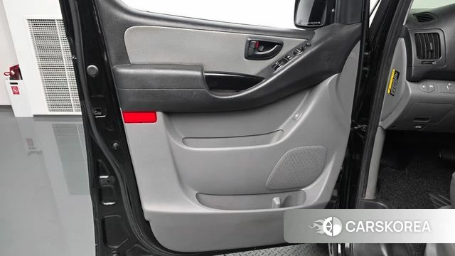 Hyundai The New Grand Starex id 4708417 из Кореи 16