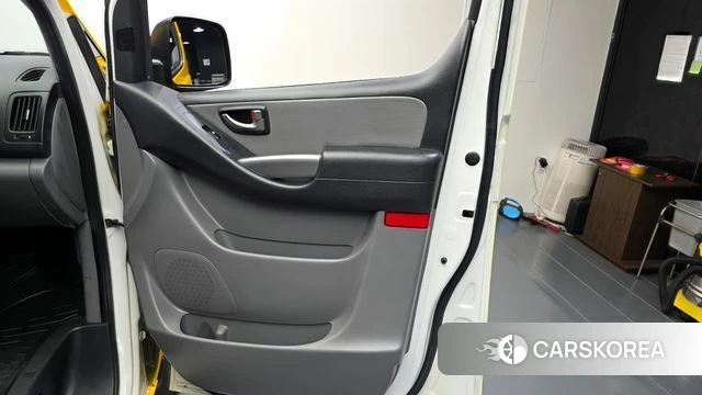 Hyundai The New Grand Starex id 4285808 из Кореи 16