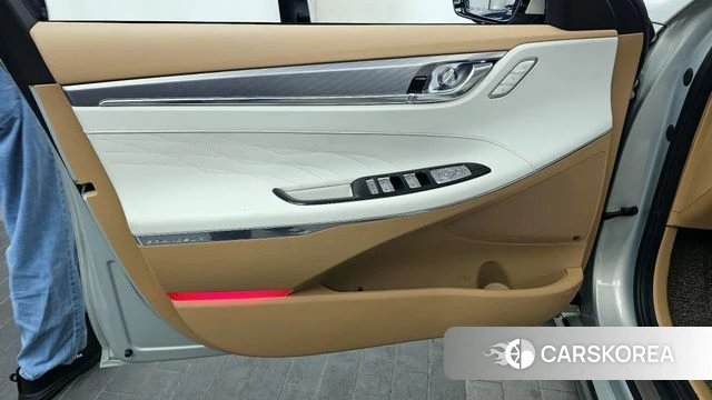 Hyundai The New Grandeur IG Hybrid id 4244934 из Кореи 16