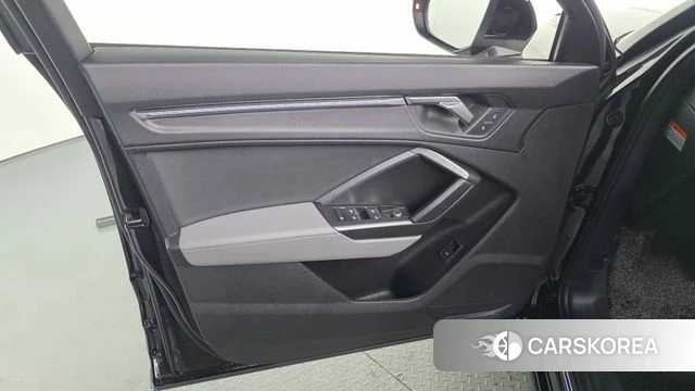 Audi Q3 (F3) id 4354598 из Кореи 16