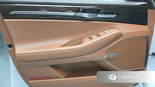 Genesis G90 id 4563136 из Кореи 16