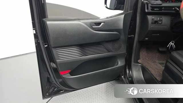 Hyundai Staria id 4768056 из Кореи 16