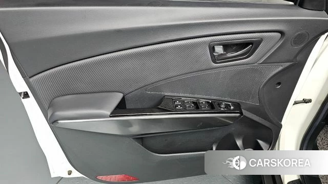 Ssangyong The New Tivoli Air id 4696054 из Кореи 16