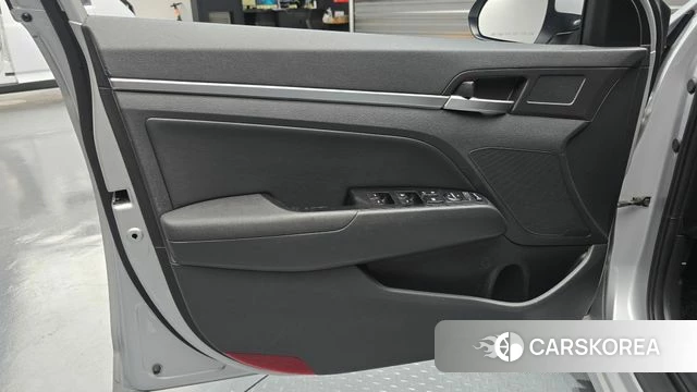 Hyundai The New Avante AD id 4459240 из Кореи 16