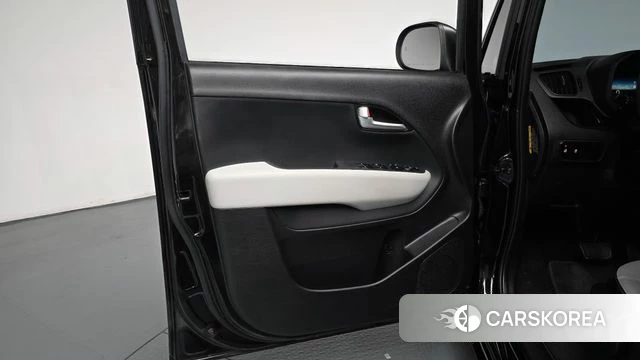 Kia The New Kia Ray EV id 4921290 из Кореи 16