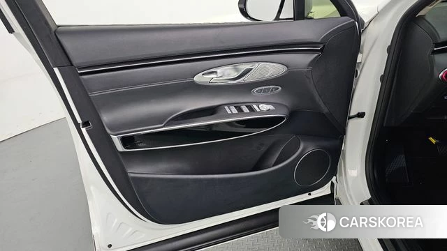 Genesis GV70 id 4185880 из Кореи 16