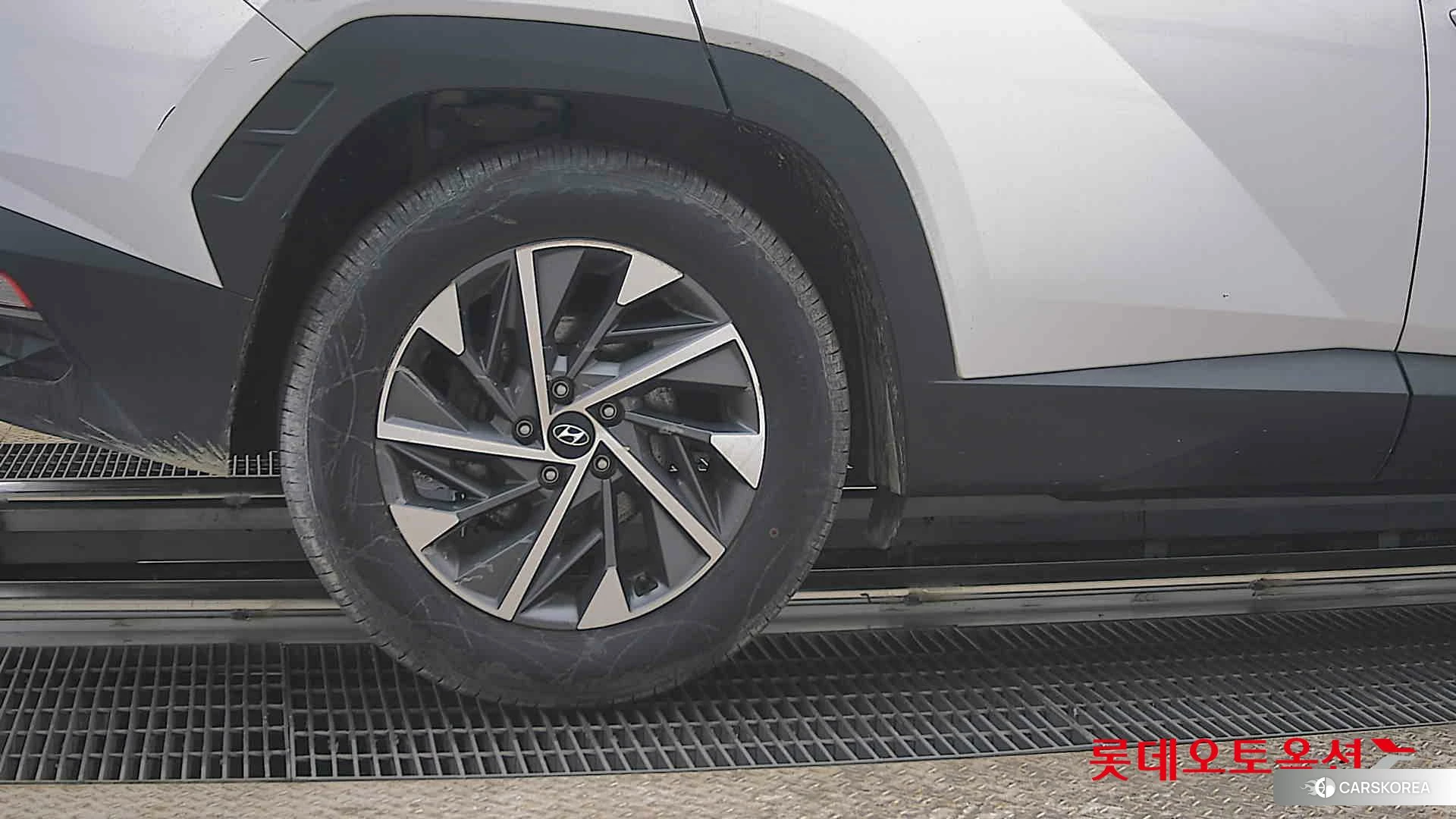 Hyundai Tucson id 3882075 из Кореи 16