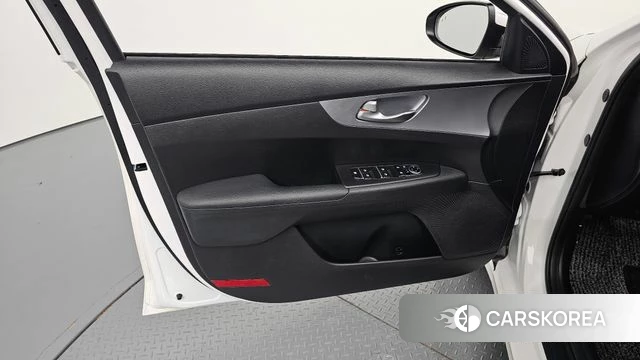 Kia The New K3 2nd generation id 4936564 из Кореи 16
