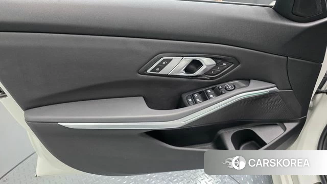 BMW 3 Series (G20) id 4594528 из Кореи 16