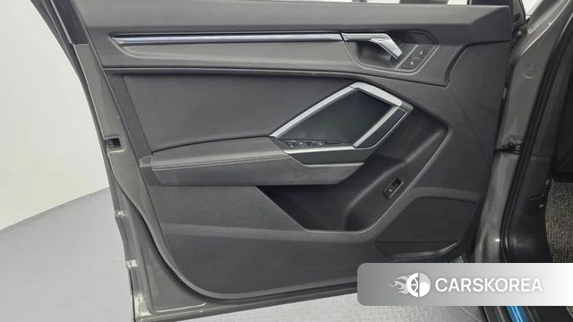Audi Q3 (F3) id 4464621 из Кореи 16