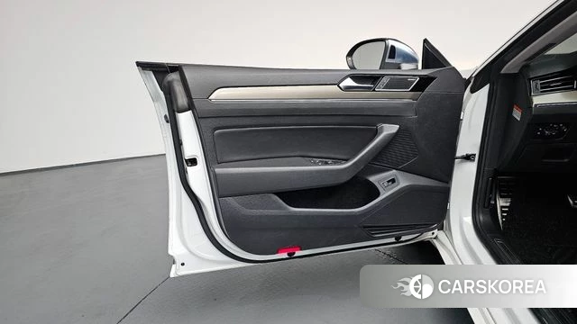 Volkswagen Arteon id 4350649 из Кореи 16