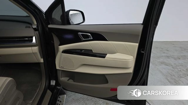 Kia Carnival 4th generation id 4349599 из Кореи 16