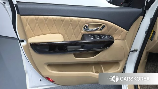 Kia The New Carnival id 4765112 из Кореи 16